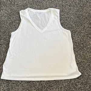 Old Navy White Tank Top thumbnail 1