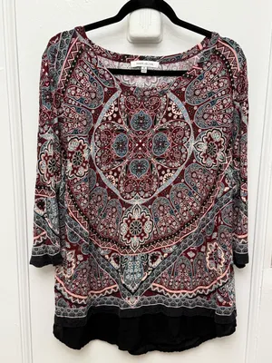 Rose + Olive Maroon Paisley Scoop Neck Top With Sheer Hem 1X thumbnail 9