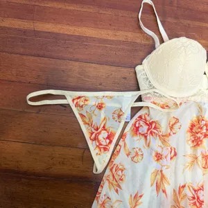 French Affair Anise Flower Lace Robe - Yellow Floral (Size M) thumbnail 4