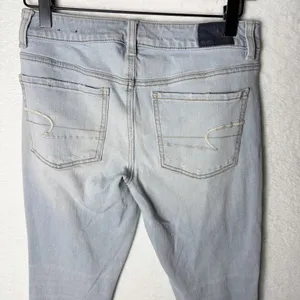 American Eagle Jegging Crop Light Wash Distressed Women's size 4 Regular thumbnail 8