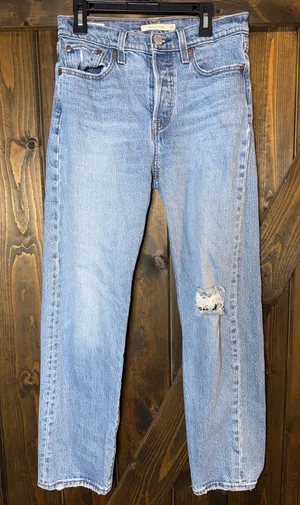 Levi's Premium Wedgie Straight Jeans Minimalism 90s Chic Classic Americana Sz 26 thumbnail 1
