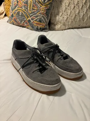 Nike Air Force 1 thumbnail 3