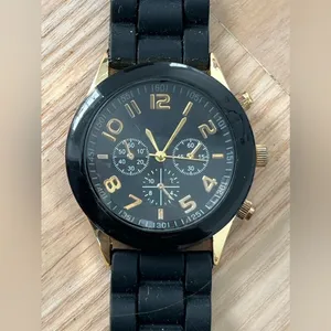 Fashion Watch Darice Brand thumbnail 1