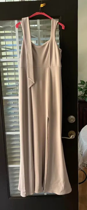 Show Me Your Mumu Bridesmaid Dress thumbnail 1