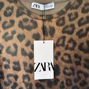 Zara Leopard Print Foil Knit Midi Dress Size S NWT thumbnail 3