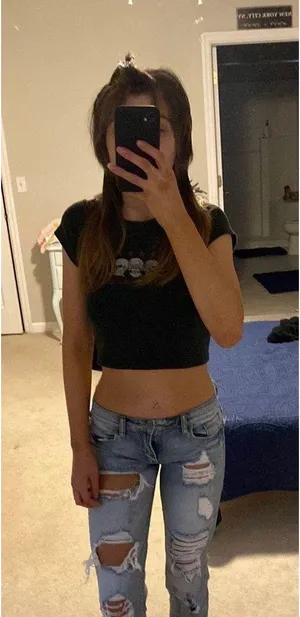 Mom jeans thumbnail 1