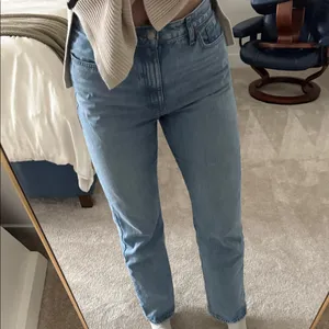 Madewell ‘90s straight Classic Blue light wash Women's Jeans size 29! thumbnail 7