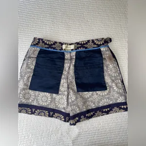 Anthropologie Elevenses Blue and cream Floral High Waist Shorts thumbnail 6