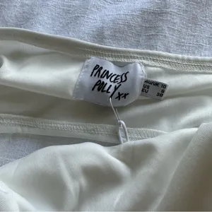 NWT Princess Polly Midnight Romance White Top thumbnail 4