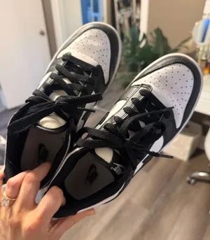 Nike Dunk Low thumbnail 1
