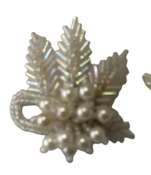 Vintage Pearl Bead White Opalescence Shoe Clips 2" x 2" Wedding Event New thumbnail 1