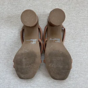 DV Dolce Vita Priana Tan Puffy Strappy Block Heel Sandals Summer Heels Size 8 thumbnail 4