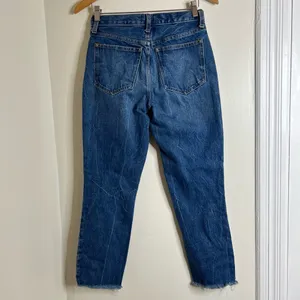 Abercrombie & Fitch Mom Jean 26/2R Frayed Raw Hem Distressed thumbnail 5