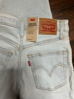Levi’s Ribcage Straight Ankle Denim Light Wash High Rise Distressed Jeans thumbnail 4