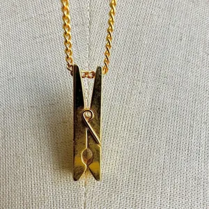 Gold tone clothes pin pendant necklace thumbnail 2