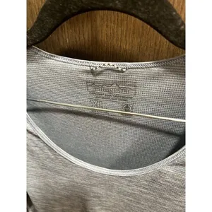 Patagonia woman long sleeve shirt XL thumbnail 2