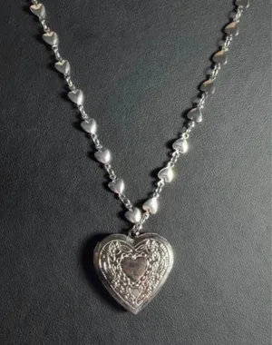 Vintage-Style Engraved Silver Heart Locket Necklace w/Tiny Hearts Link Chain 🩶 thumbnail 1