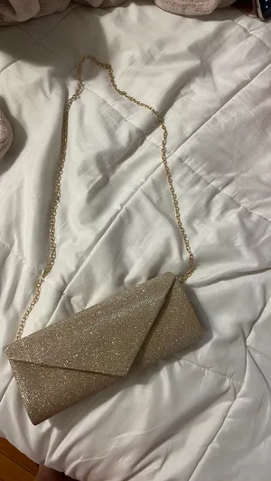 Gold purse thumbnail 2