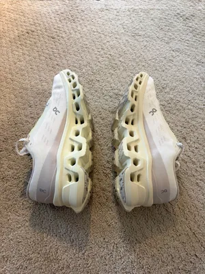 On Cloudmonster 3 Running Shoes thumbnail 6