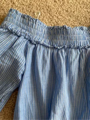 Lilly Pulitzer preppy summer blue pinstripes bell sleeve off the shoulder top xs thumbnail 5
