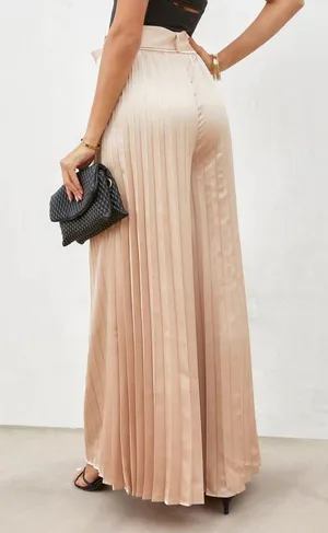 VICI NWT Flying Tomato True Elegance Satin Pleated Belted Wide Leg Pants in light taupe. Size Large thumbnail 4