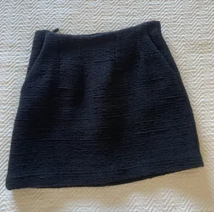 Aritzia Babaton Black Mini Skirt thumbnail 1