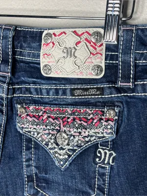 Miss Me Pink Embroidered Denim Low Rise Mini Shorts Size 27 Y2K thumbnail 5