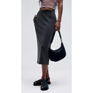 Lululemon Softstreme High-Rise Midi‎ Skirt in Black thumbnail 2