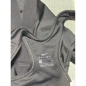 Nike Womens Dri-FIT Swoosh Medium Support‎ Non-Padded Sports Bra black thumbnail 4