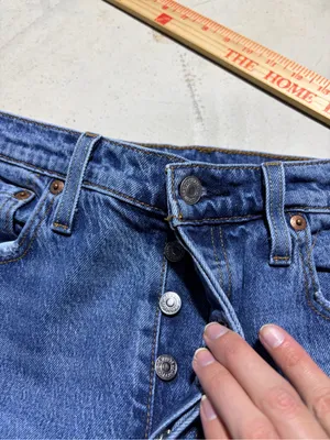 Levi's 501 Classic Blue Denim Jeans W29 L M28 thumbnail 3