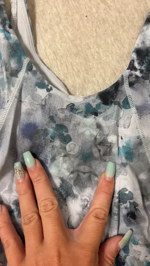 Lululemon Tank thumbnail 2