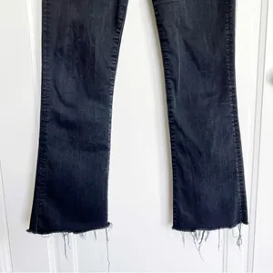 MOTHER • The Hustler Ankle Fray jeans washed black Not Guilty bootcut flare crop thumbnail 7