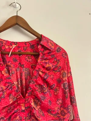 Free People Pink Red Floral "IGot You" Smocked Ruched Long Sleeve Crop Top - Rub thumbnail 6
