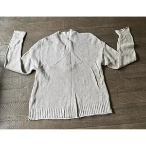 American Eagle Grey Pullover Knit Sweater Partial Button Long Sleeves Size S‎ thumbnail 6