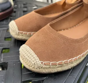 Como vintage Crown Vintage Tan Espadrille Flats | Size 7M thumbnail 9