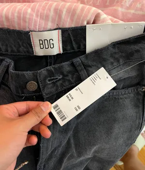 BDG dipped v front wide leg jeans thumbnail 5