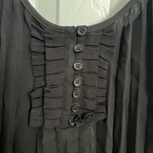 Free People pleated top. Trendy thumbnail 2