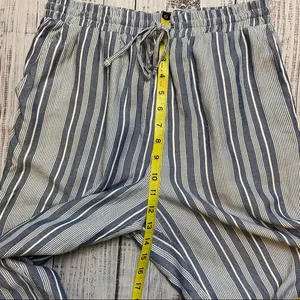 American Eagle Stripe Lounge/Beach Pants. Size Medium. EUC thumbnail 8