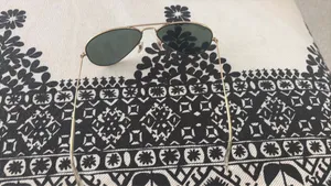 Ray-Ban Sunglasses thumbnail 3