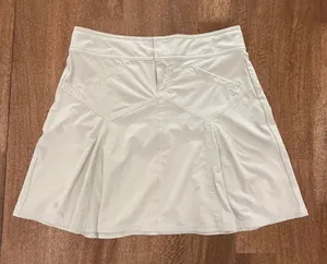 Athleta Skort Womens 4T Beige Whatever Hiking Athletic Outdoor Modest Skirt thumbnail 1