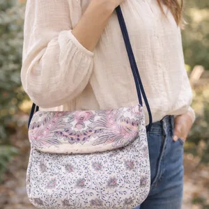 The Red Mill Collection by Karol Lynne – Quilted Floral Fabric Shoulder Bag thumbnail 3