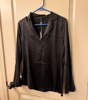 Skims Open Neck Stretch Silk Pajama Top Size XS Soot thumbnail 2