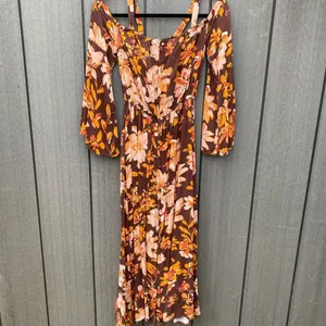 SomeDays Lovin Floral Dress thumbnail 7