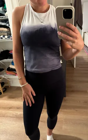Crop Tank thumbnail 1