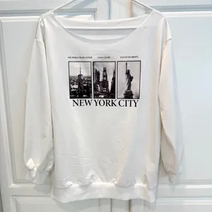 Shein Women’s XS White NYC Graphic Sweatshirt Off Shoulder Times Square Liberty thumbnail 2