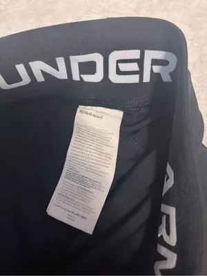 Under armour medium athletic short shorts thumbnail 3