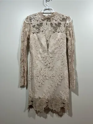 SAYLOR Leondra Nude Lace Long-Sleeve Mini Dress Size XS thumbnail 2