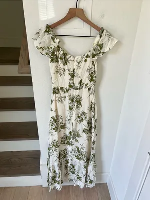 Reformation Butterfly Off-The-Shoulder Midi Dress in Green Floral thumbnail 4
