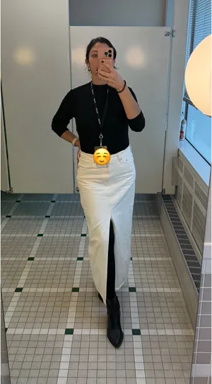 Levi’s Denim Skirt thumbnail 3