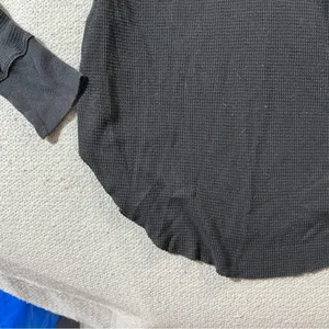 TNA Aritzia Black Turtleneck Waffle Knit Thermal Cotton Blend Long Sleeve Top M thumbnail 2